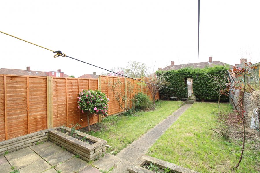 Property photo 2 of 12 Image