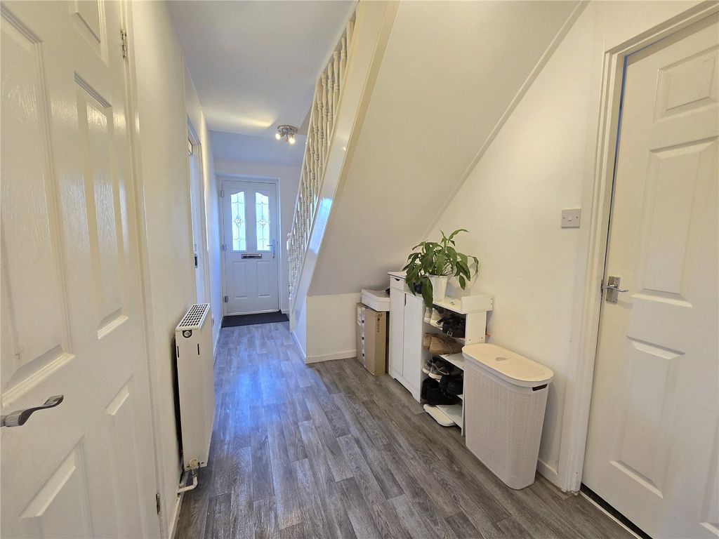 Property photo 3 of 19 Picture No. 03