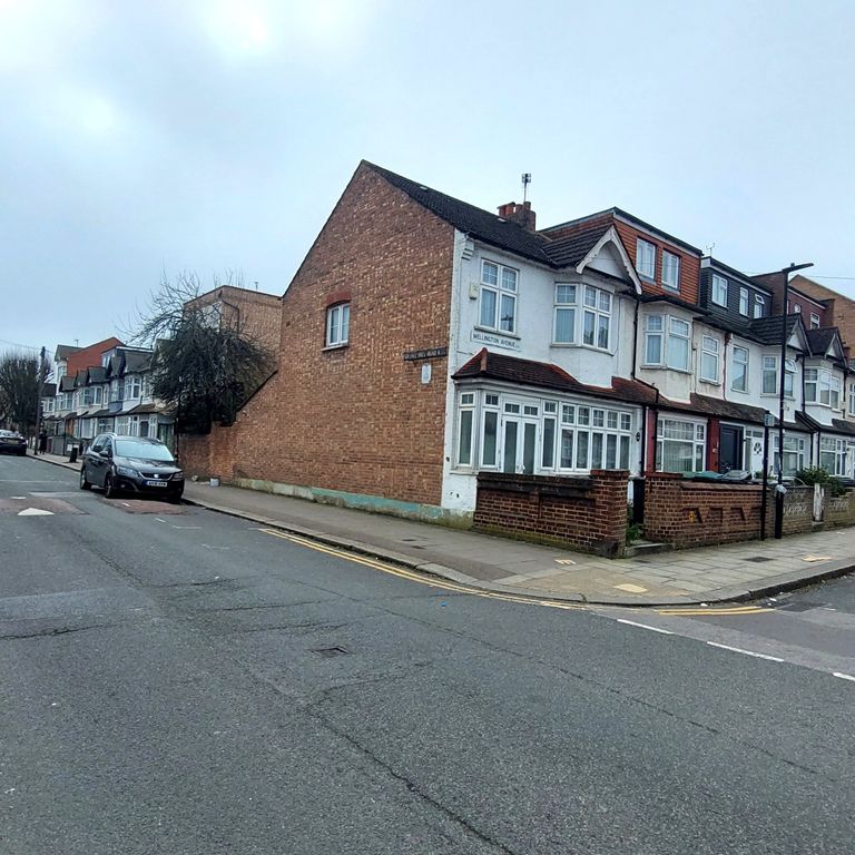 Property photo 2 of 7