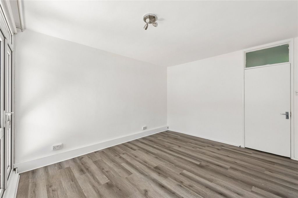 Property photo 3 of 12 Picture No. 07