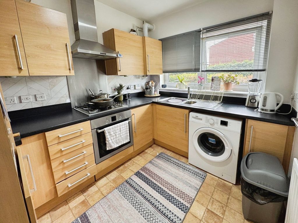 Property photo 2 of 11