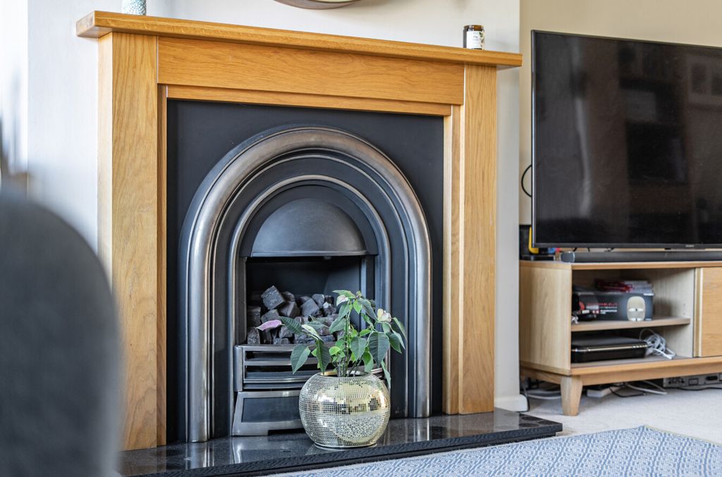 Property photo 3 of 20 1451198-8-69Eb731...