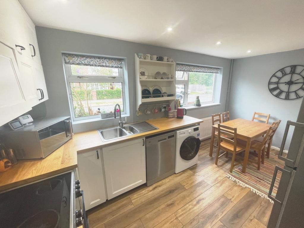 Property photo 2 of 16 Photo 4