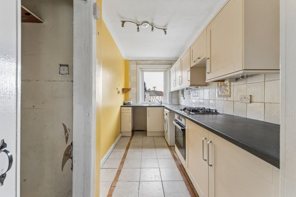 Property photo 3 of 14 Picture No. 06