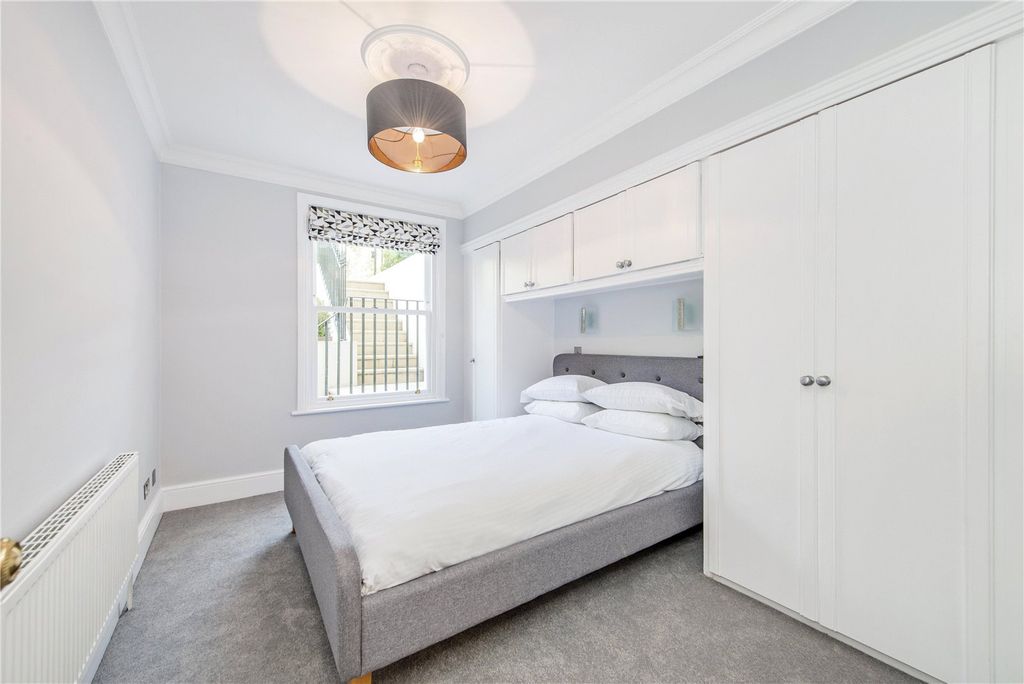 Property photo 3 of 9