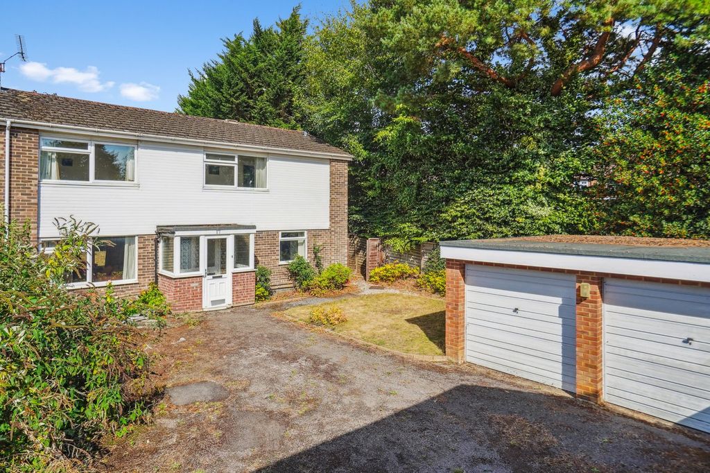 Property photo 1 of 18