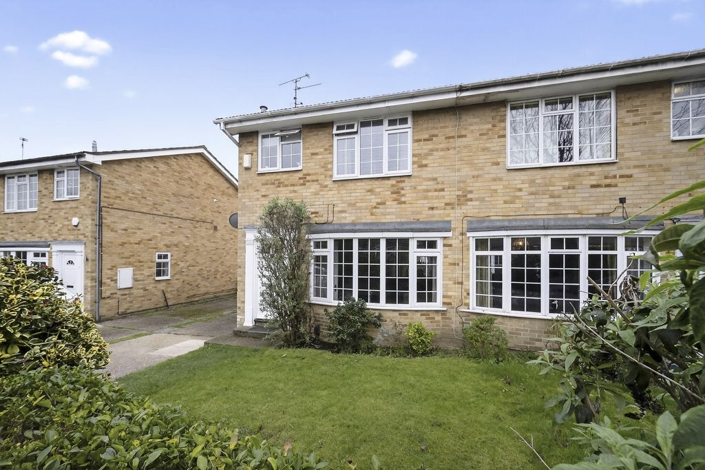 Property photo 2 of 20