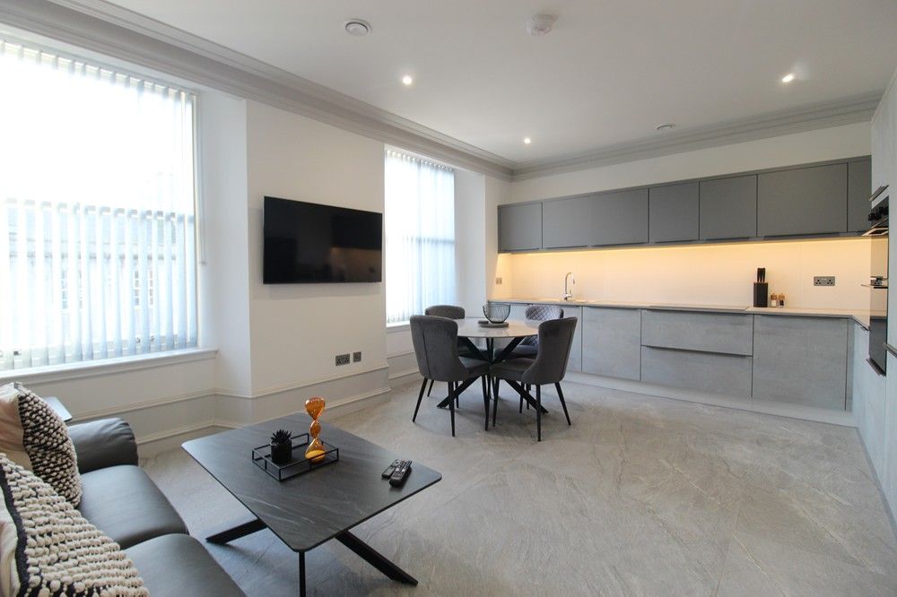 Property photo 1 of 9 Lounge / Kitchen 1.3