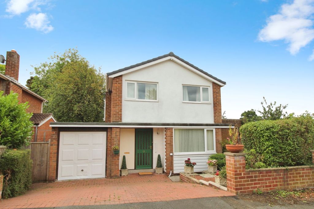 Property photo 1 of 19