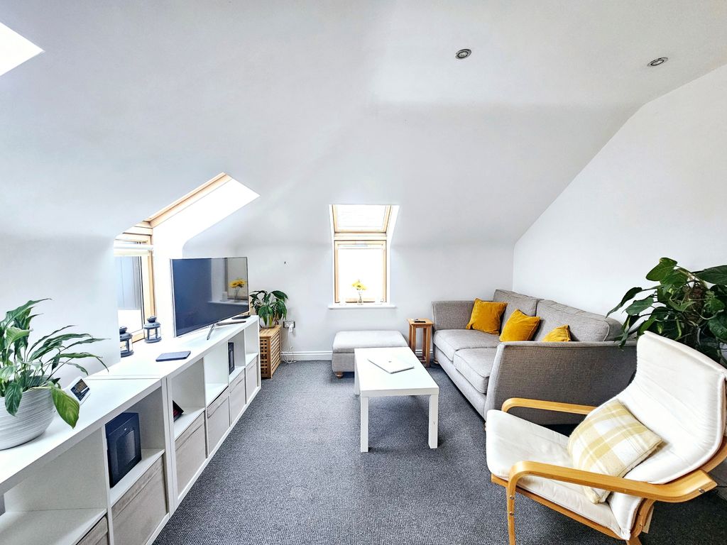 Property photo 1 of 7 Image