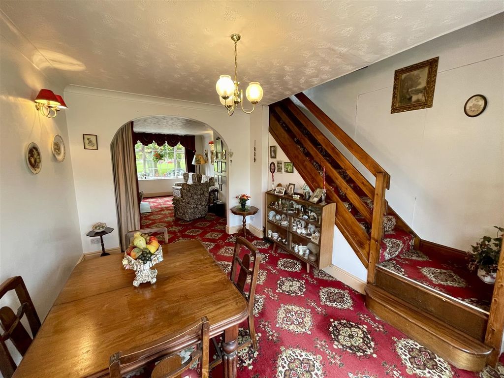 Property photo 3 of 14 Dining Room