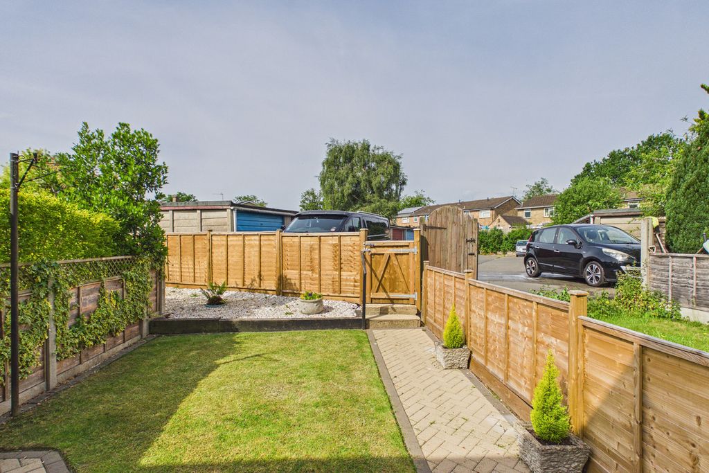 Property photo 2 of 15