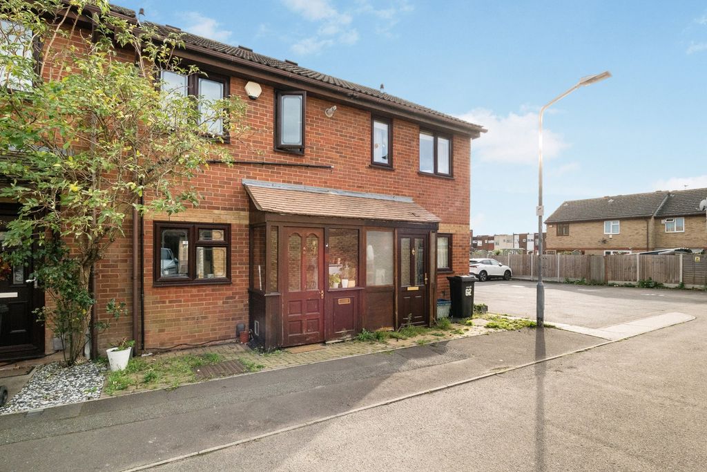 Property photo 1 of 16 Photo