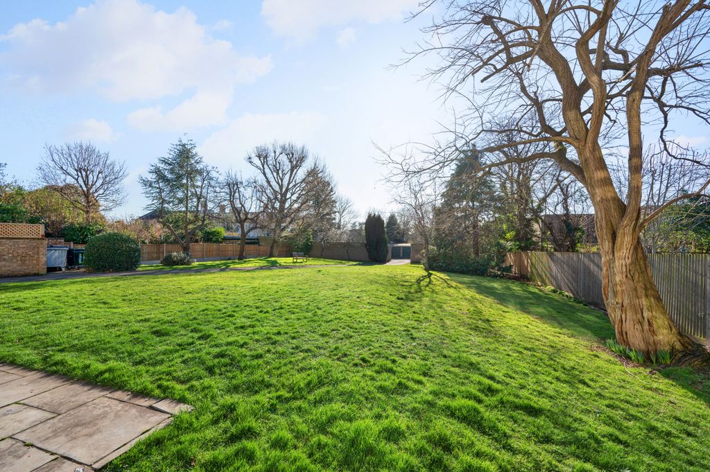 Property photo 1 of 9 Picture No. 02