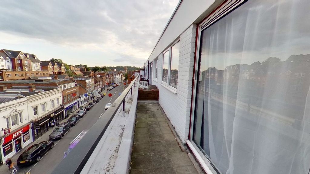 Property photo 3 of 12