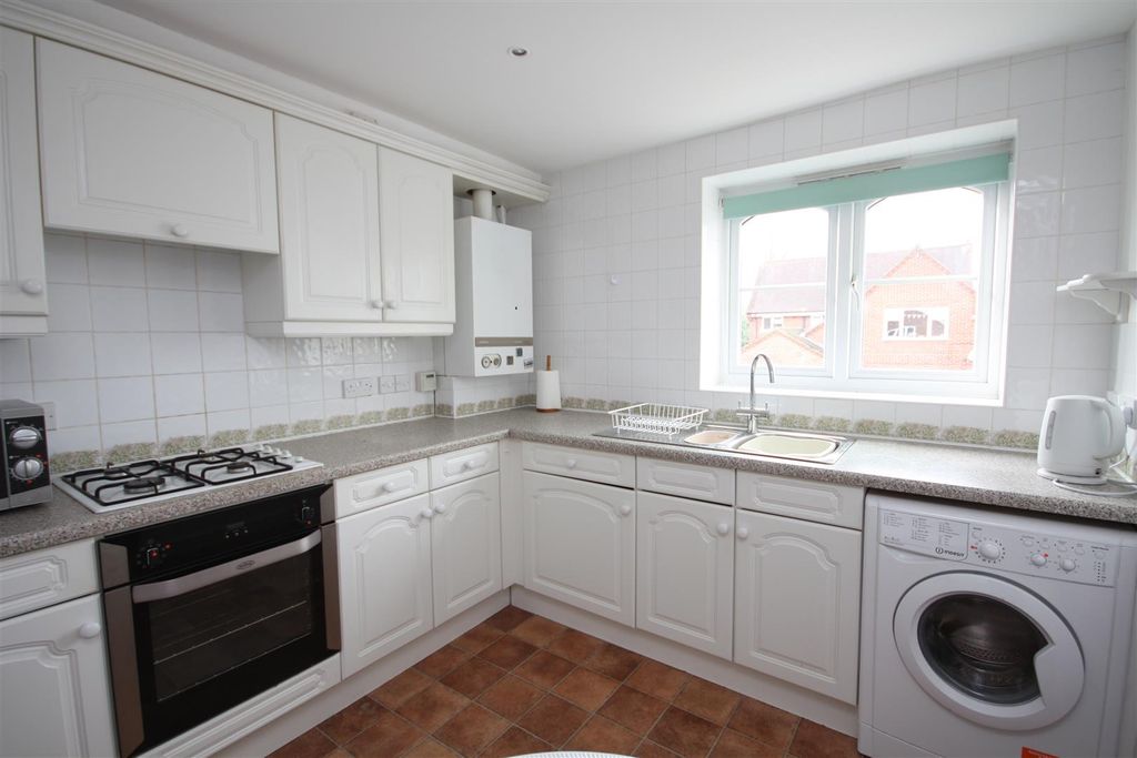 Property photo 3 of 8