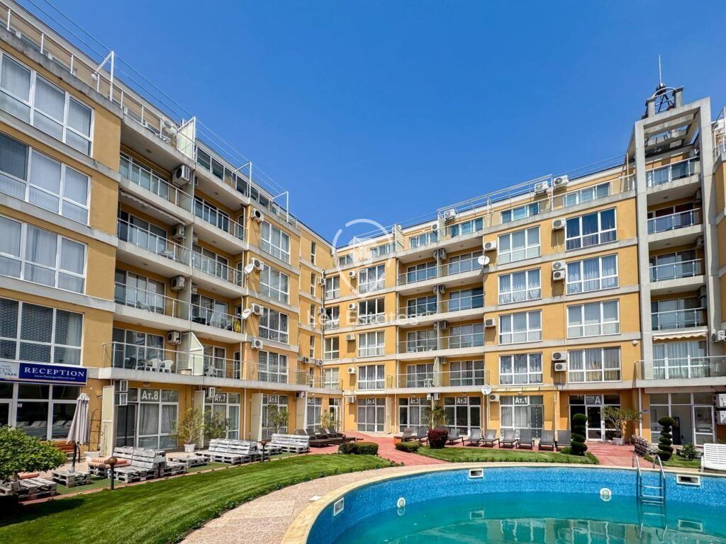 Property photo 1 of 10