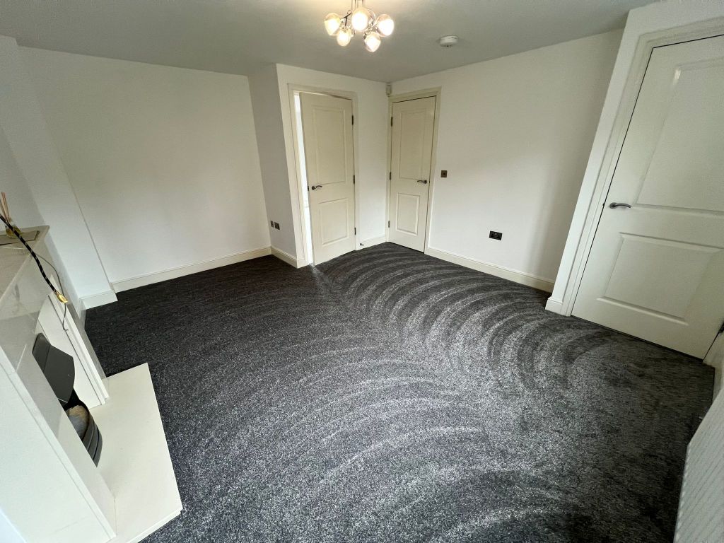 Property photo 3 of 19 1 (1)