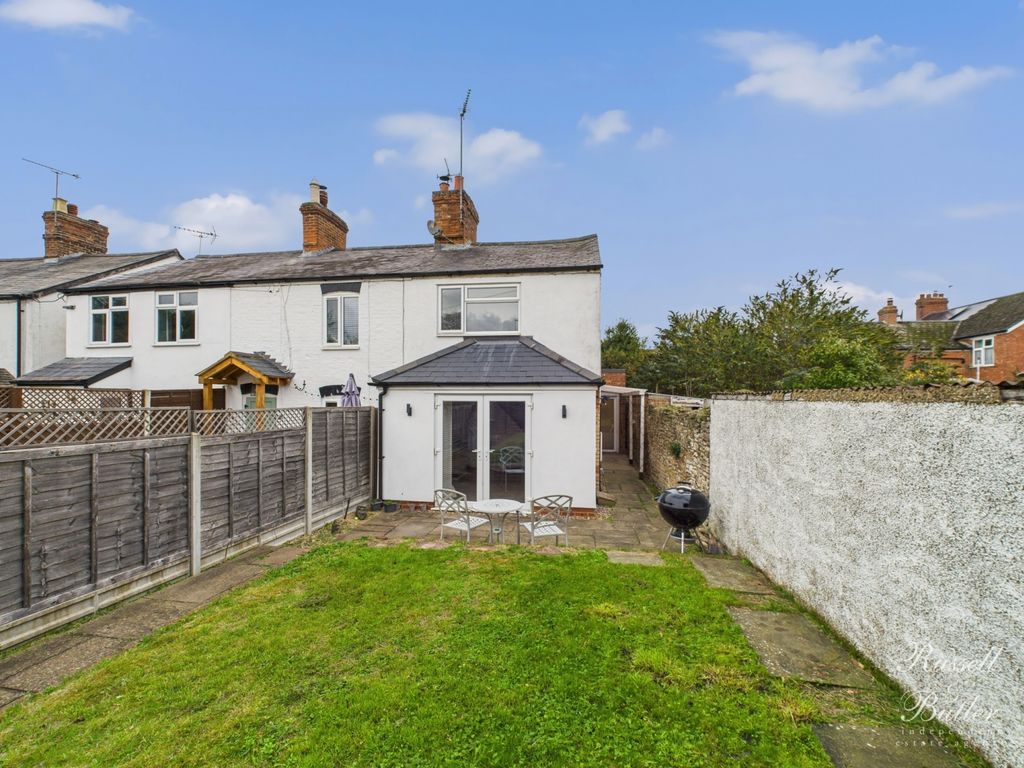 Property photo 1 of 15 Cam01995G0-Pr0383-Still015