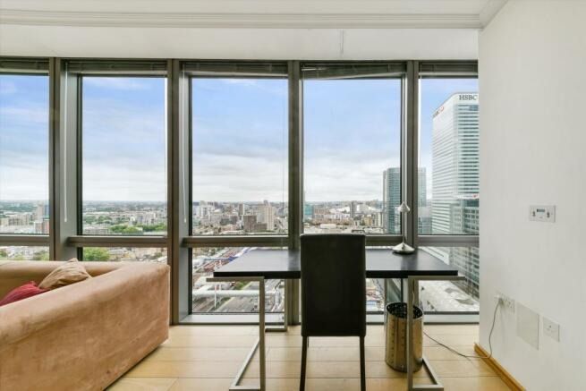 Property photo 2 of 9 3050425