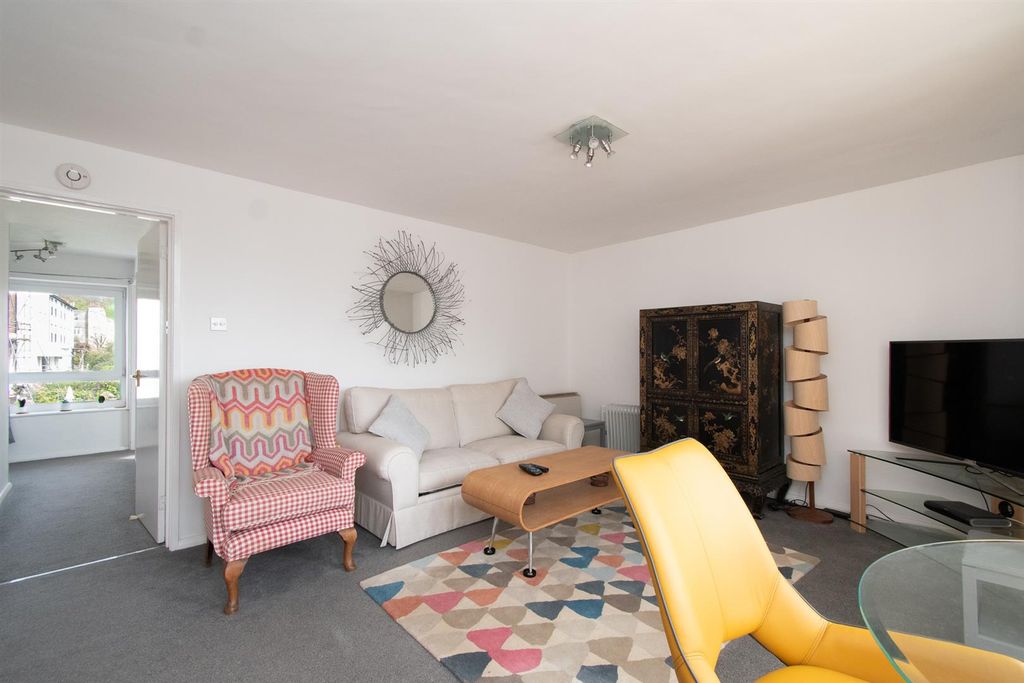 Property photo 3 of 15 Open Plan Living Space