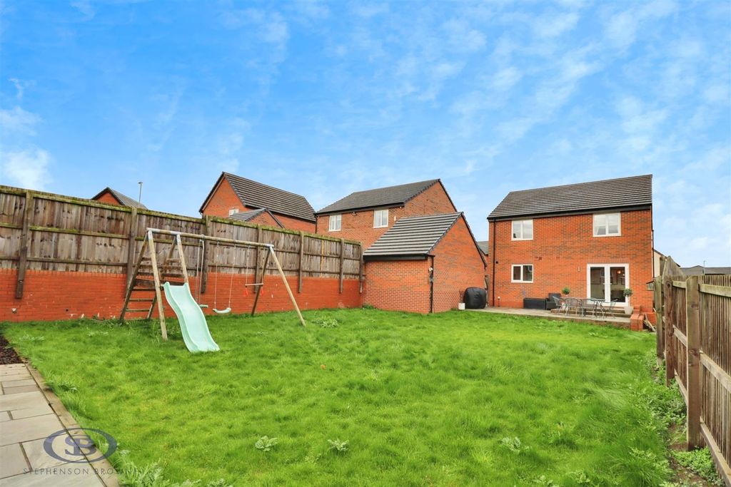 Property photo 3 of 28 89761Cb7-Img_8296-Img_8298.Jpg