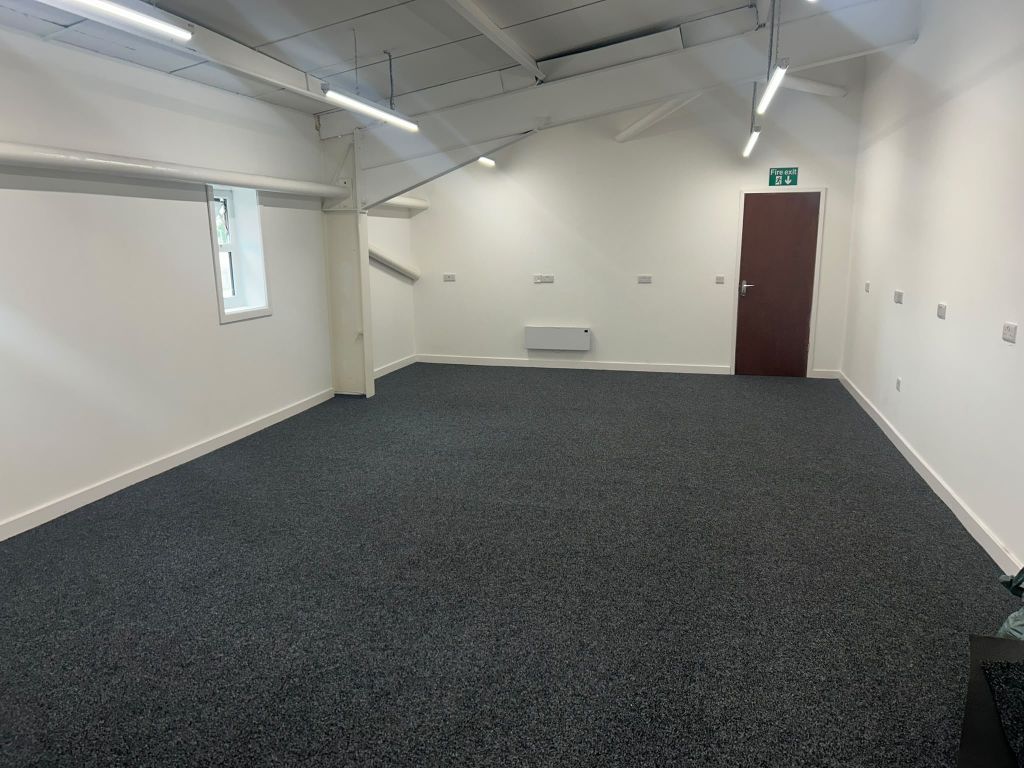 Property photo 2 of 3