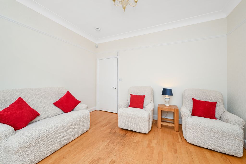 Property photo 3 of 17 Property Image 3