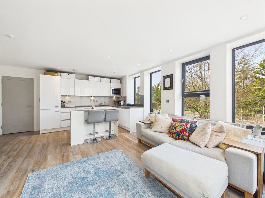 Property photo 3 of 10 Picture No. 04