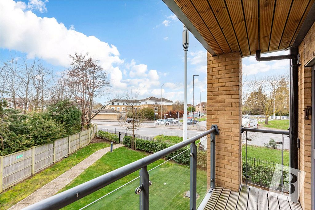 Property photo 3 of 17 Balcony