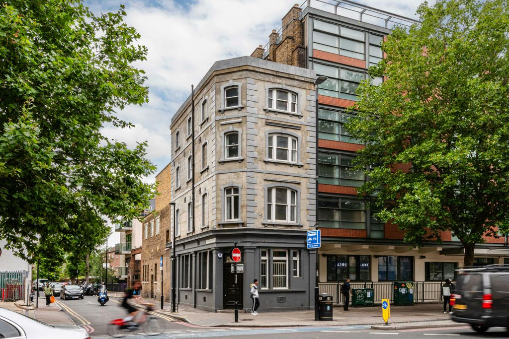 Property photo 1 of 2 Whitechapel Rd 151  Low Res 2.Jpg