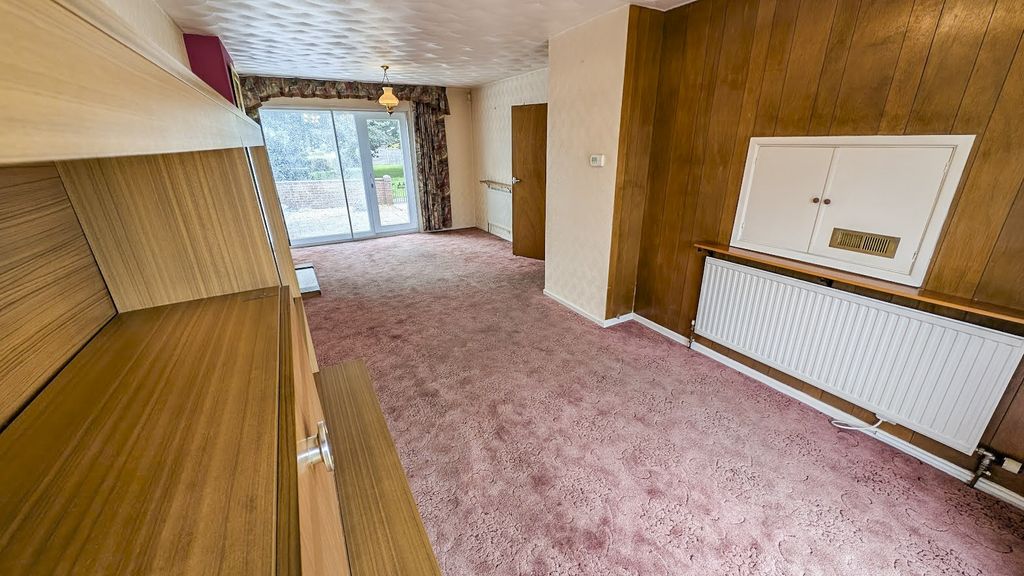 Property photo 3 of 21 Pbox-Img.Jpg