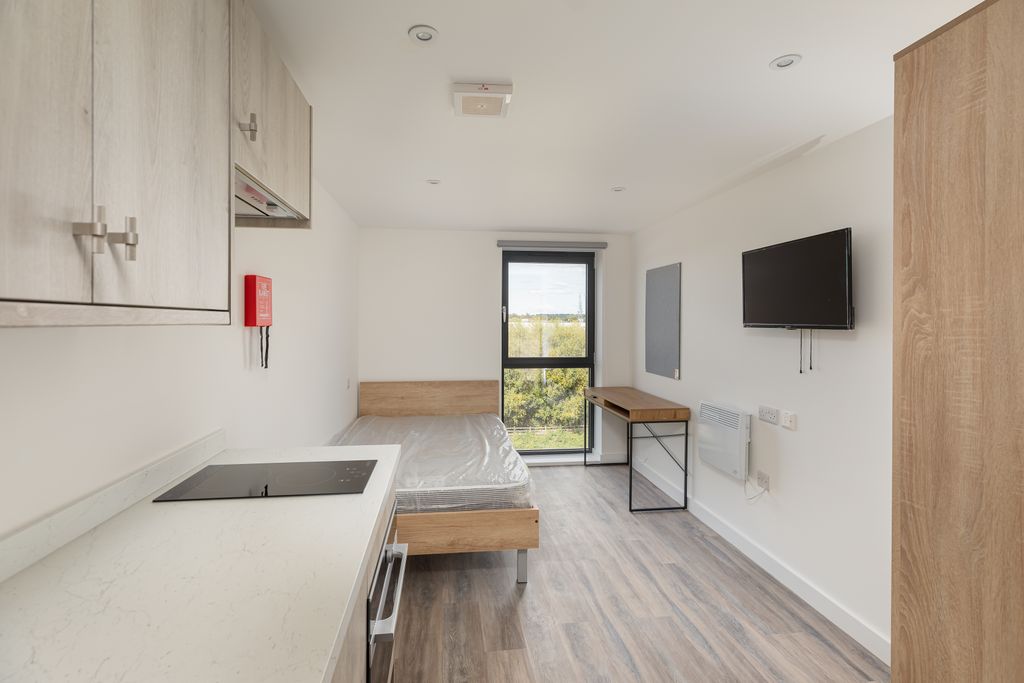 Property photo 2 of 4