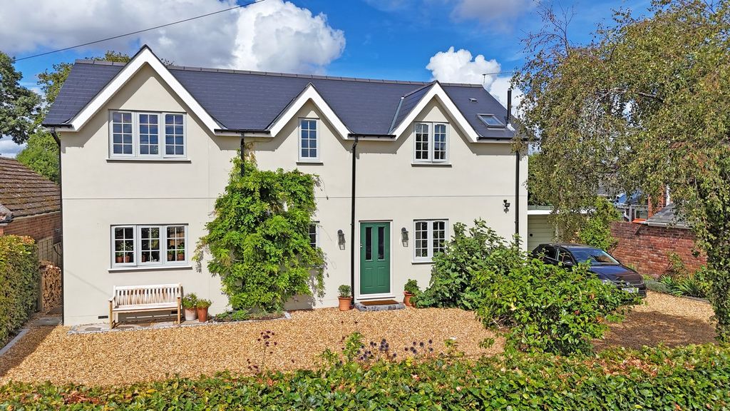 Property photo 1 of 28