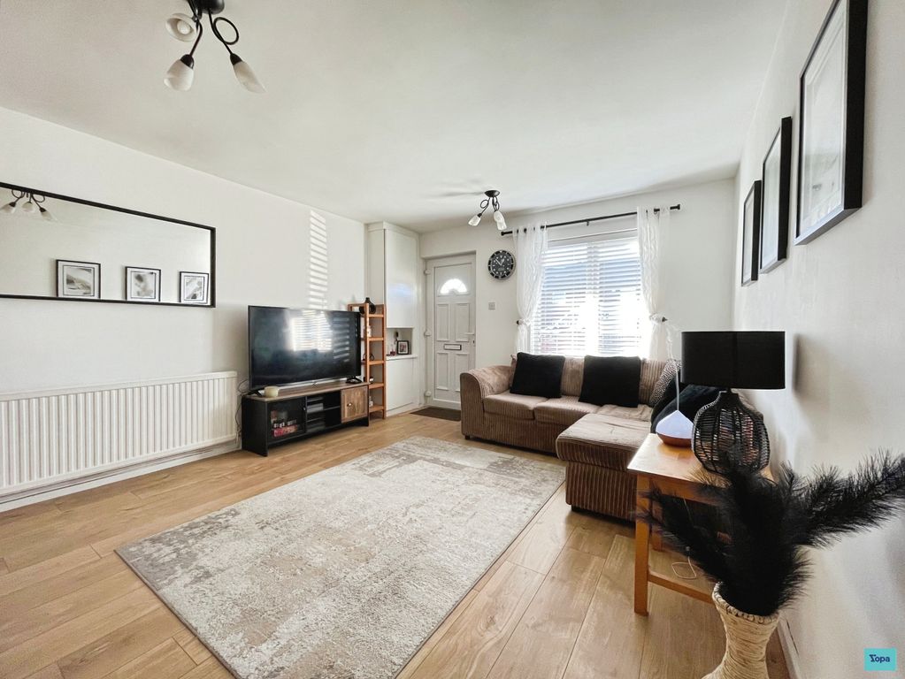 Property photo 3 of 13 2