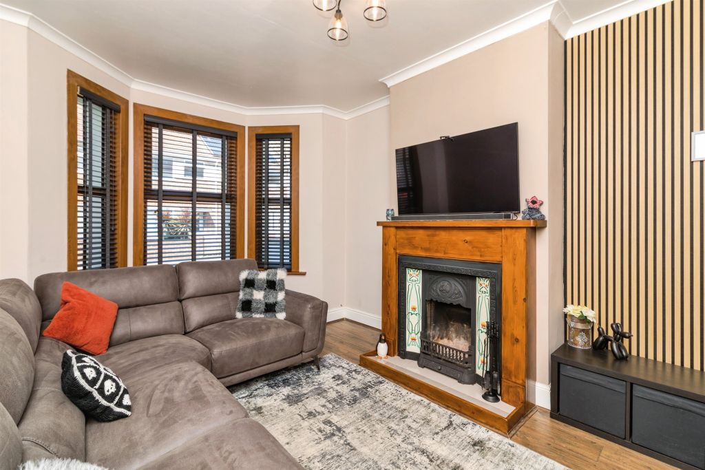 Property photo 2 of 19
