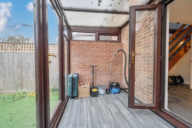 Property photo 3 of 12 Conservatory