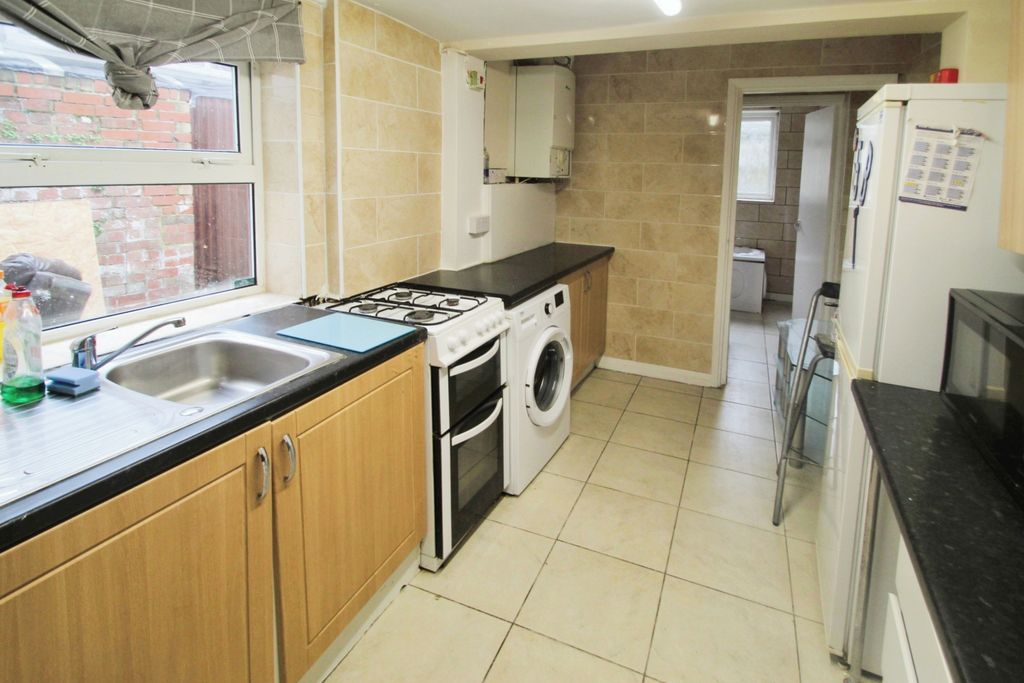 Property photo 2 of 8 A419c4Ff-Img_8234_4_Original