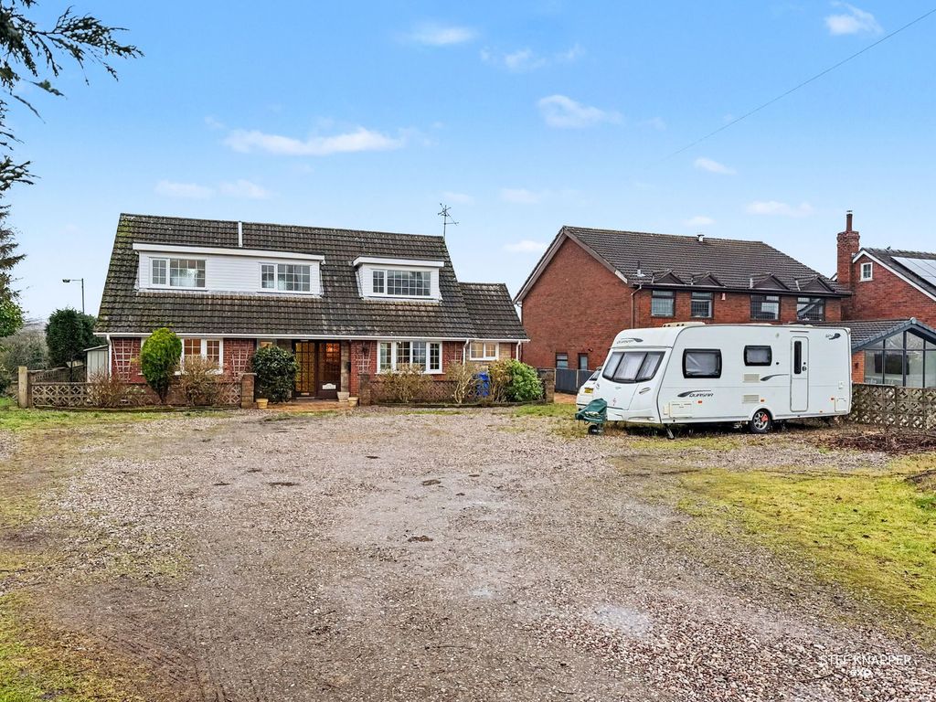 Property photo 1 of 25