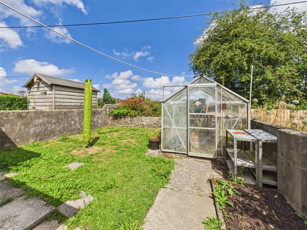 Property photo 2 of 18 Picture No. 02