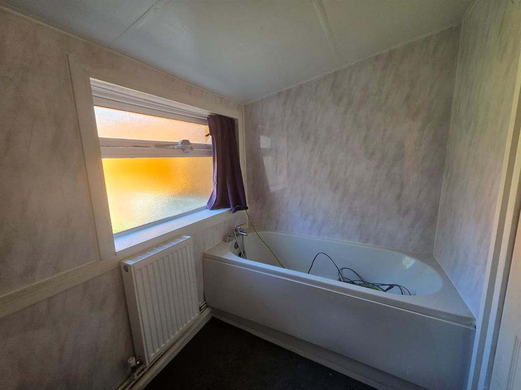 Property photo 3 of 15 11.Jpeg