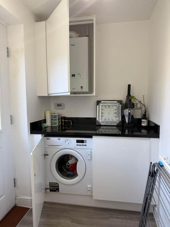 Property photo 2 of 8 Photo 2