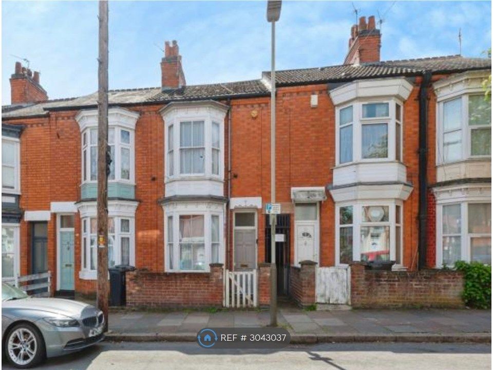Property photo 2 of 13
