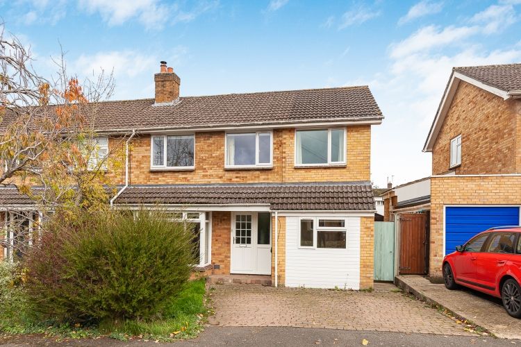 Property photo 2 of 8 307578