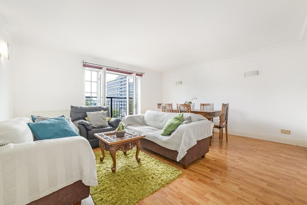 Property photo 1 of 10 40 7.Jpg