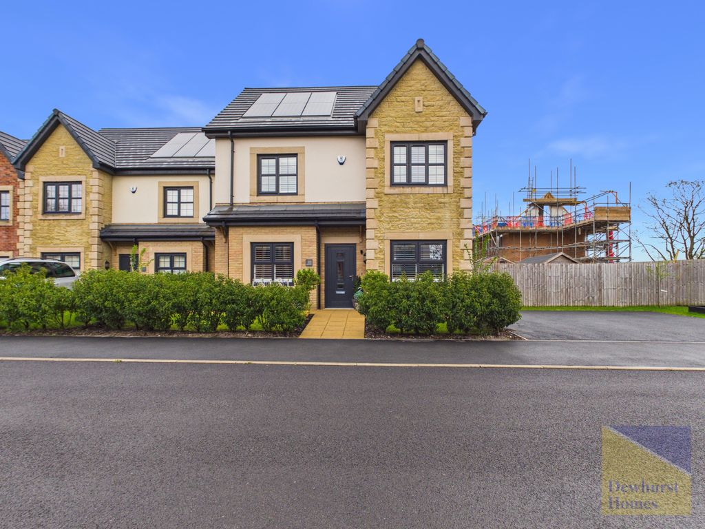 Property photo 1 of 32