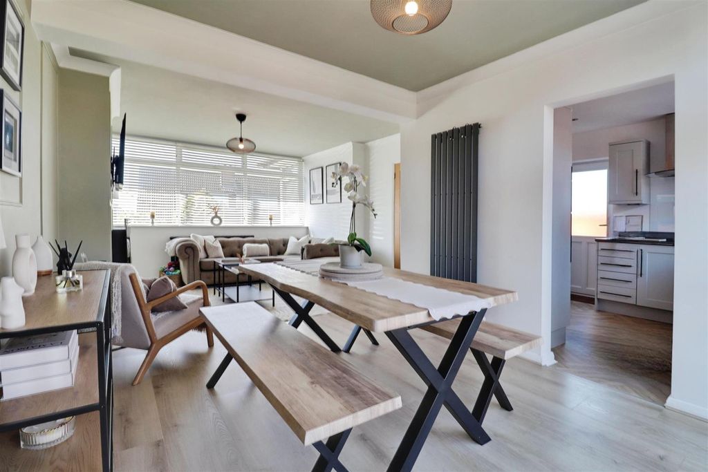 Property photo 2 of 20 User_Edited_Photo-Ecf1De88_User-Edited-96530d08-c8