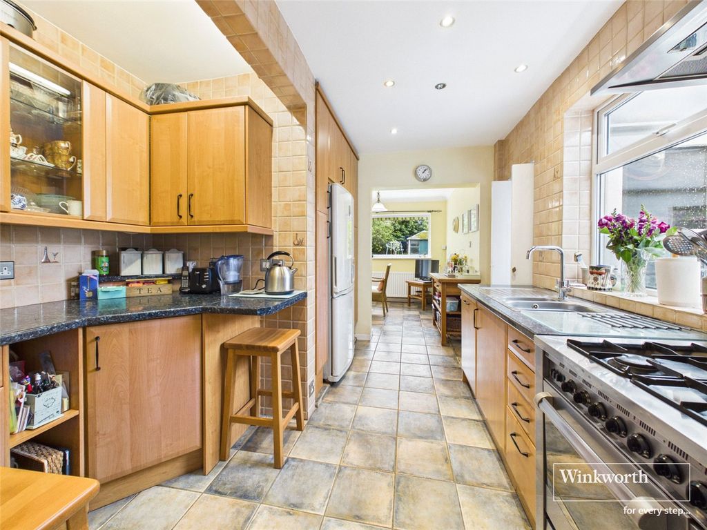 Property photo 2 of 22 Picture No. 02