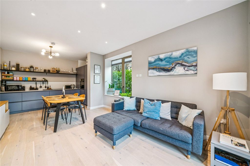 Property photo 2 of 9 Picture No. 06