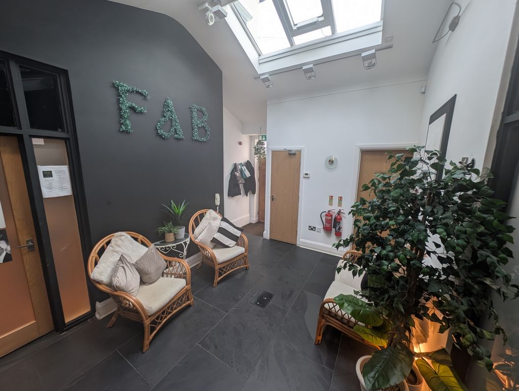 Property photo 3 of 28 Photo 3